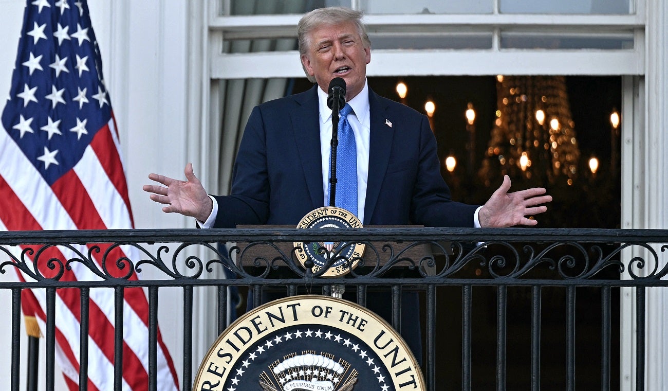 Trump restringe entrada a EE.UU. a ciudadanos de 12 países