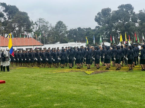 Los uniformados serán enviados a diferentes regiones del país