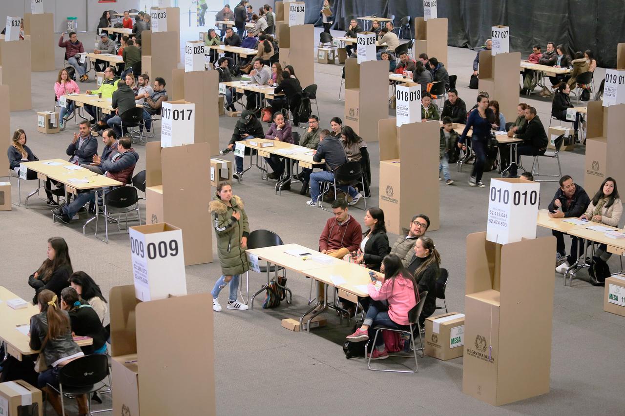 Alianza para combatir las 'fakenews' en las elecciones de 2026
