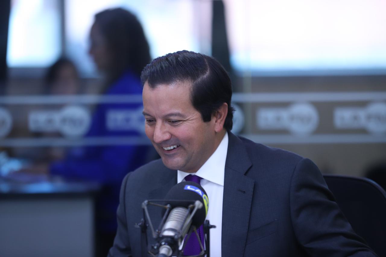 David Luna en Tribuna RCN hablando para La FM