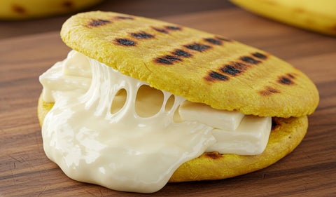Receta de arepas de plátano maduro rellenas de queso