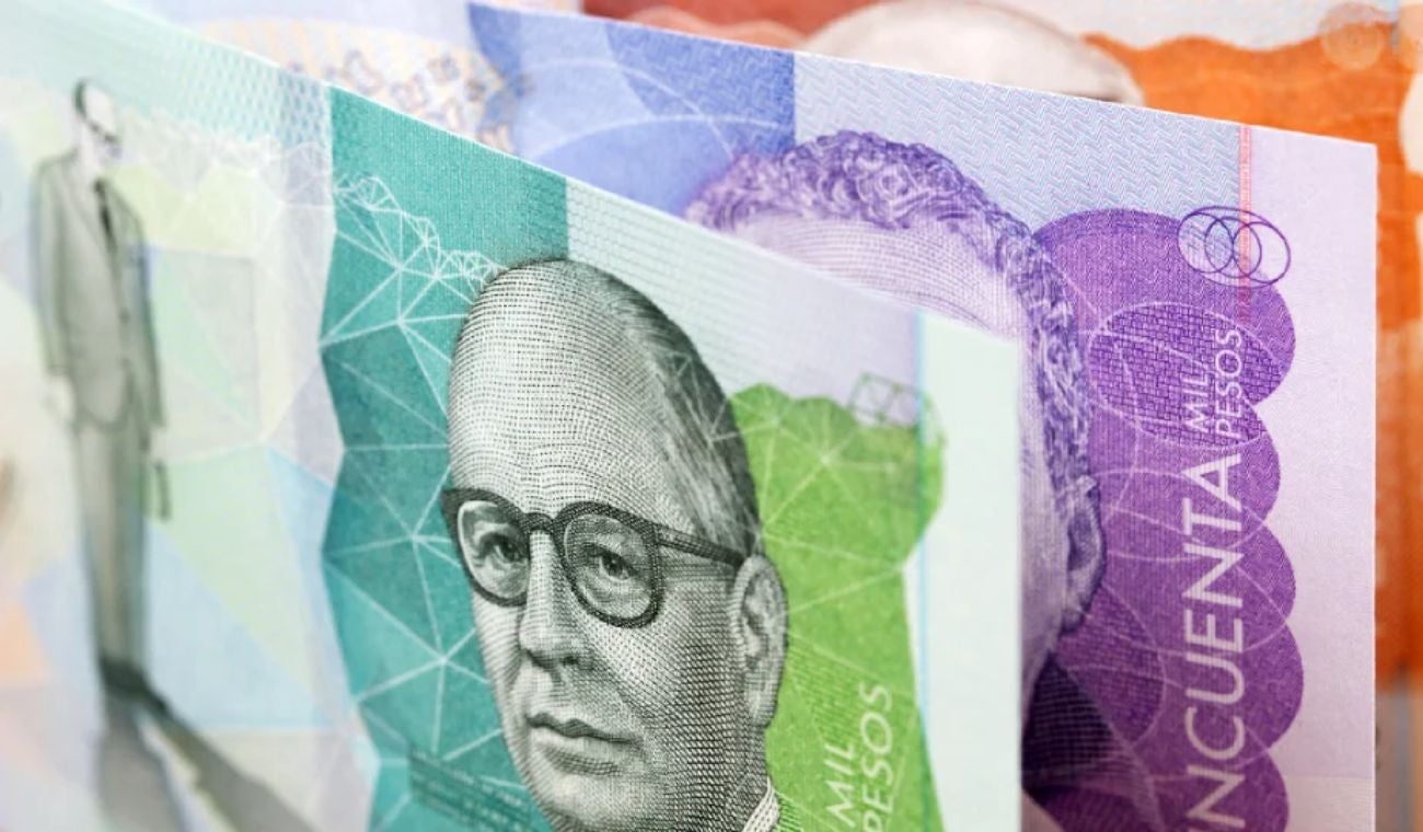 Tomando como referencia el salario mínimo de 2025, que es de $1.423.500, el tope de 2,3 SMMLV equivale a $3.274.050 mensuales