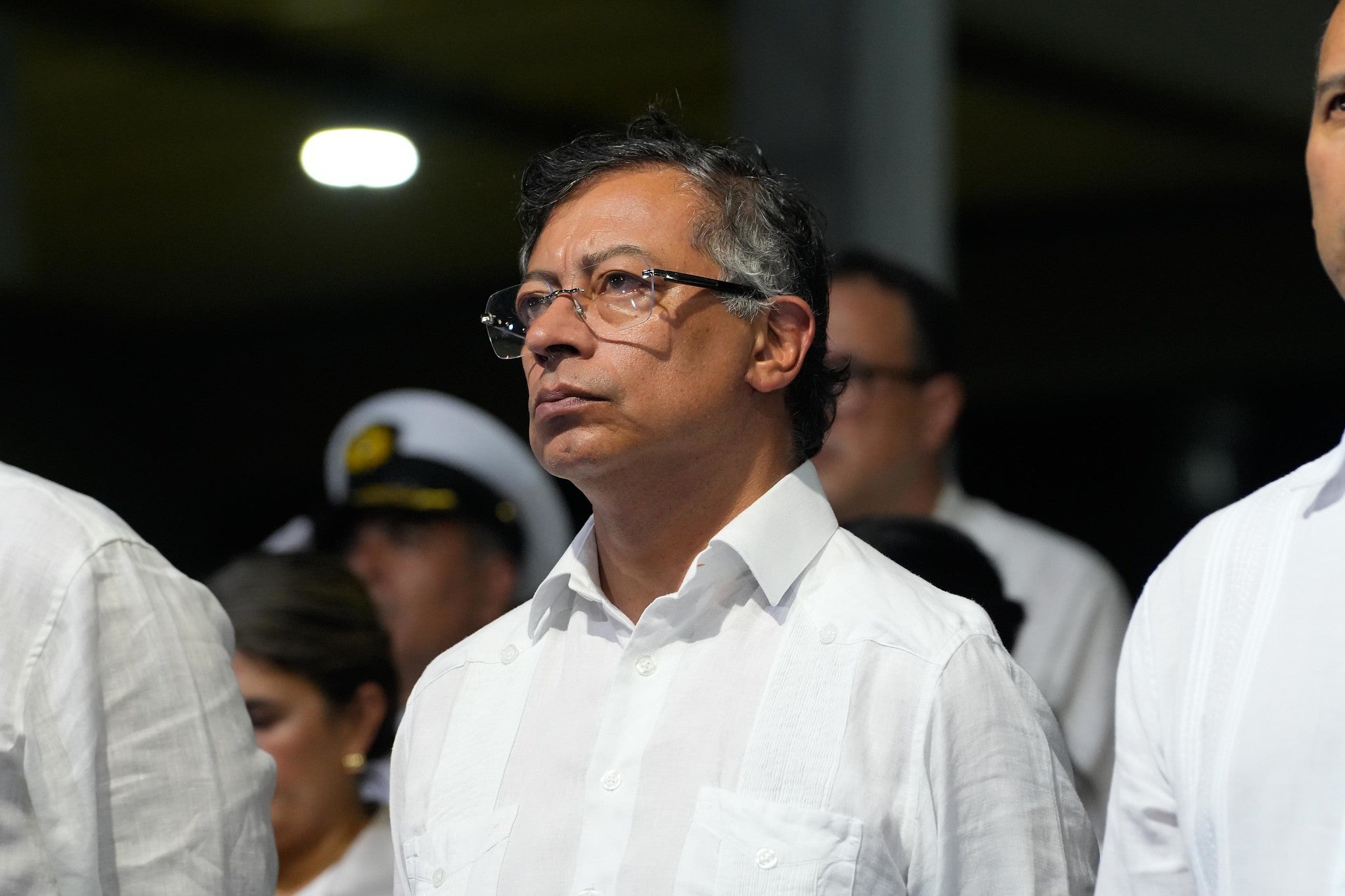 Nuevo ataque en el Pacífico: presidente Gustavo Petro denuncia bombardeo en aguas internacionales. Autoridades investigan cercanía con límites colombianos.