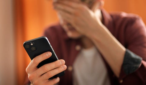Estafas en Nequi: Cuidado con solicitudes de pago fraudulentas y transferencias falsas. Recomendaciones clave para prevenir y reportar.