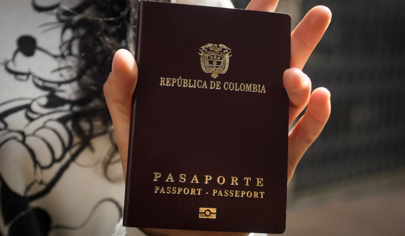 ¿Qué hacer si pierde su pasaporte con visa estadounidense vigente? La Embajada de Estados Unidos en Colombia aclara el proceso de reemplazo sin reiniciar todo.