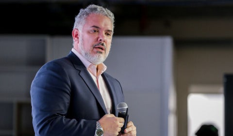 “Creo una vez más que la inocencia de Álvaro Uribe Vélez ha quedado clara, y esperamos todos los colombianos que salgan adelante", Duque