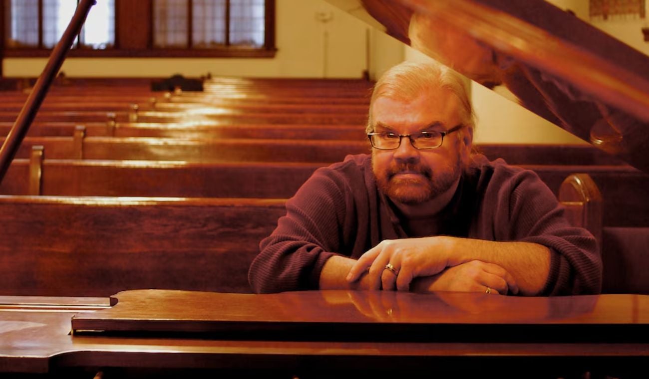 Fallece actor de 'Pokemón' a los 71 años por cáncer de garganta.