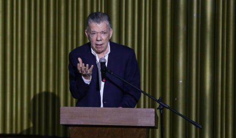 El expresidente Juan Manuel Santos habla sobre la guerra en Ucrania y destaca la importancia de la comunidad internacional y Estados Unidos para lograr la paz
