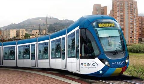 El Regiotram: transporte ferroviario eléctrico para conectar Bogotá con municipios aledaños. Beneficiará a localidades como Puente Aranda, Barrios Unidos y Chapinero. Avances en el Regiotram del Norte y de Occidente.