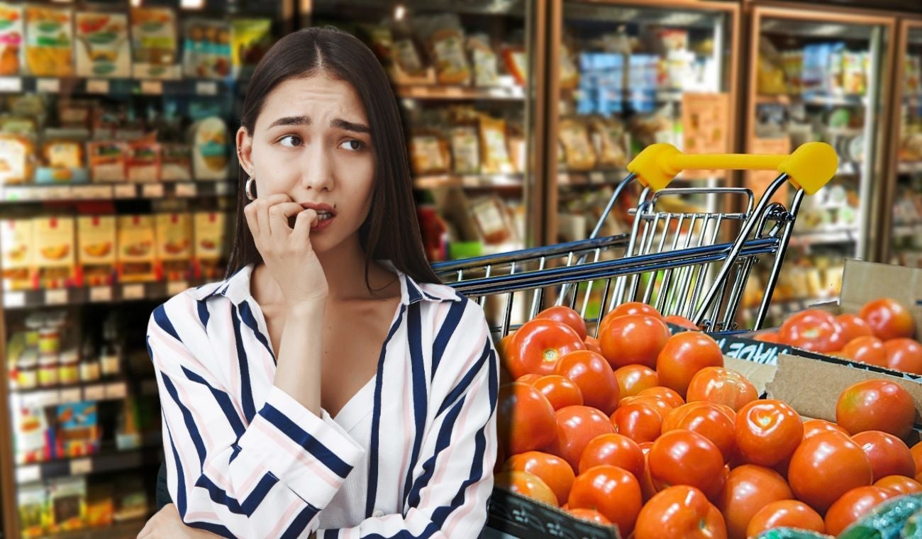 Mujer con productos saludables