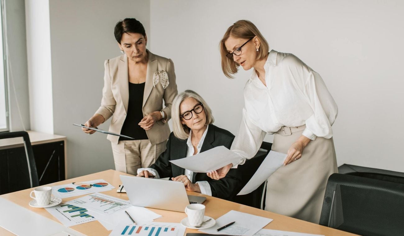 NUEVA LEY laboral: TAREAS que su jefe ya NO puede EXIGIRLE