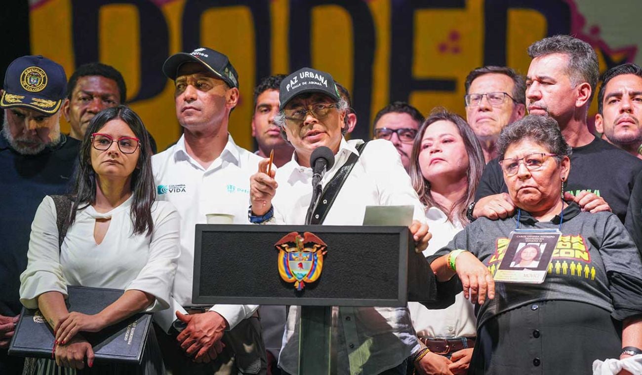 Petro invitó a líderes de bandas criminales en Medellín