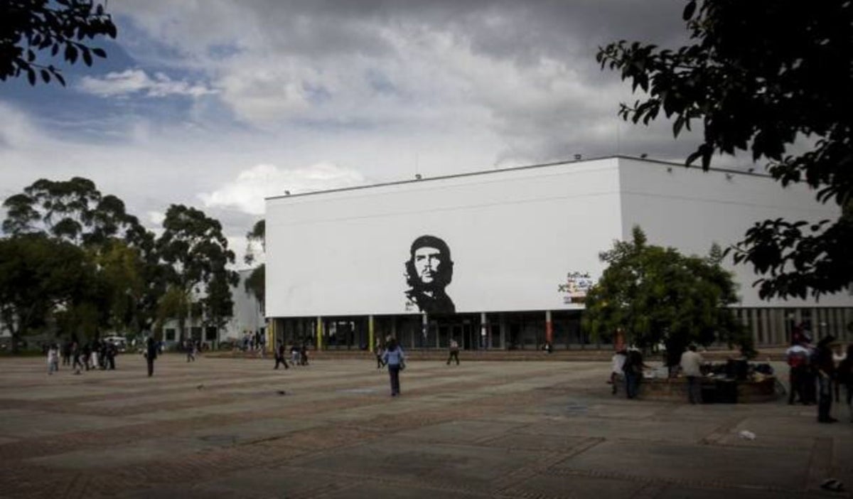 Universidad Nacional