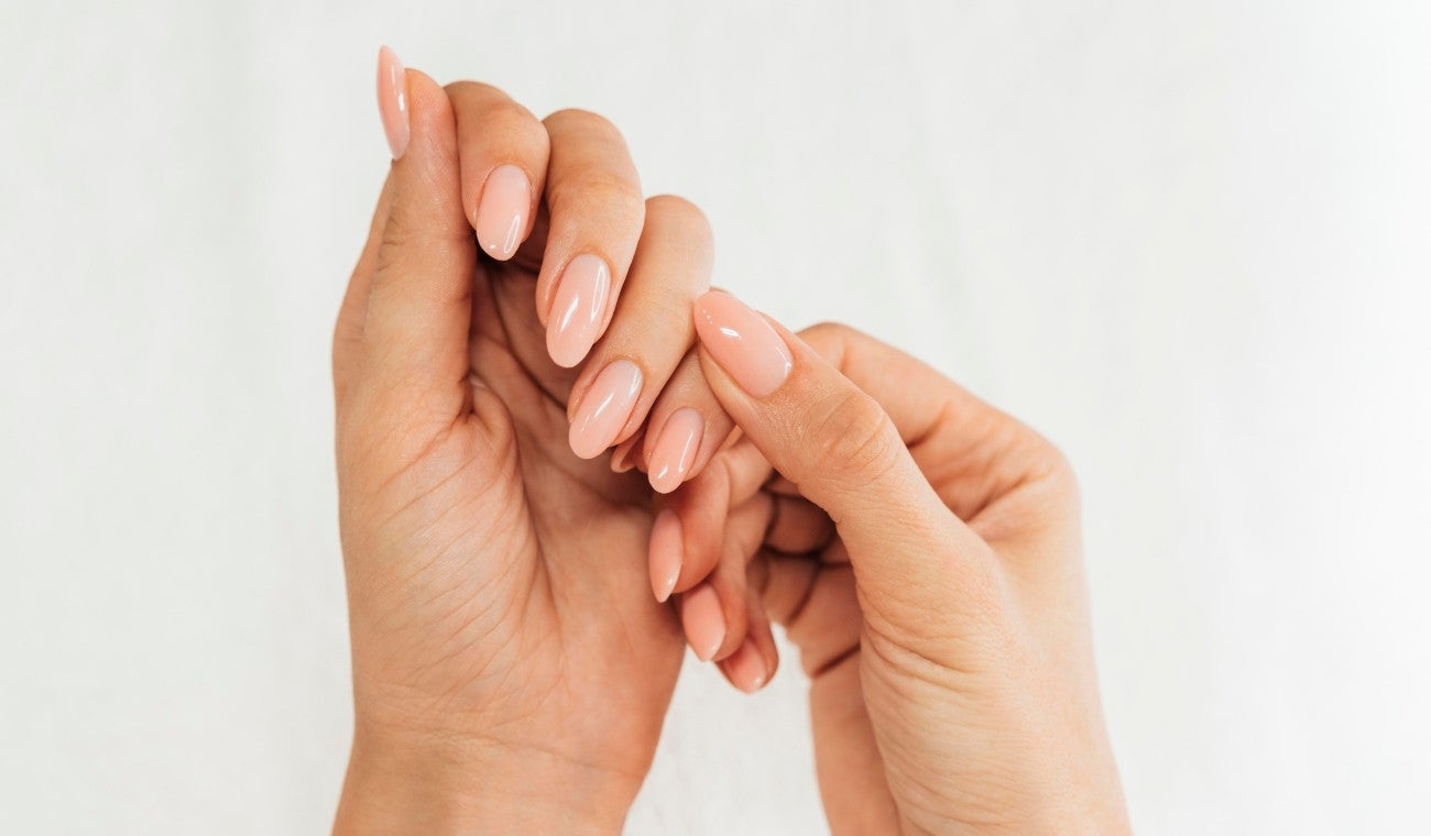 UÑAS DE PRINCESA: la MANICURA más buscada del verano 2025