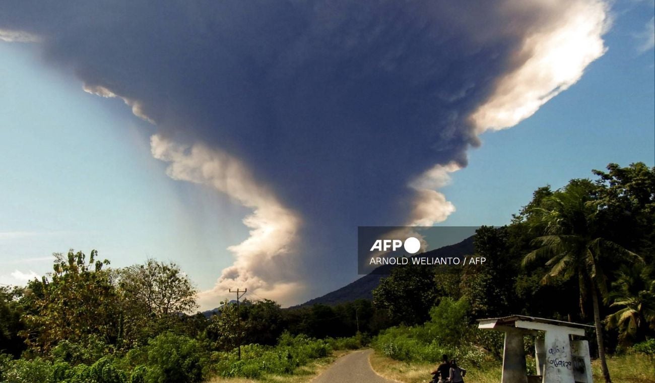 En marzo, el volcán expulsó ceniza hasta los 8 kilómetros de altura, lo que generó la suspensión de varios vuelos en Bali