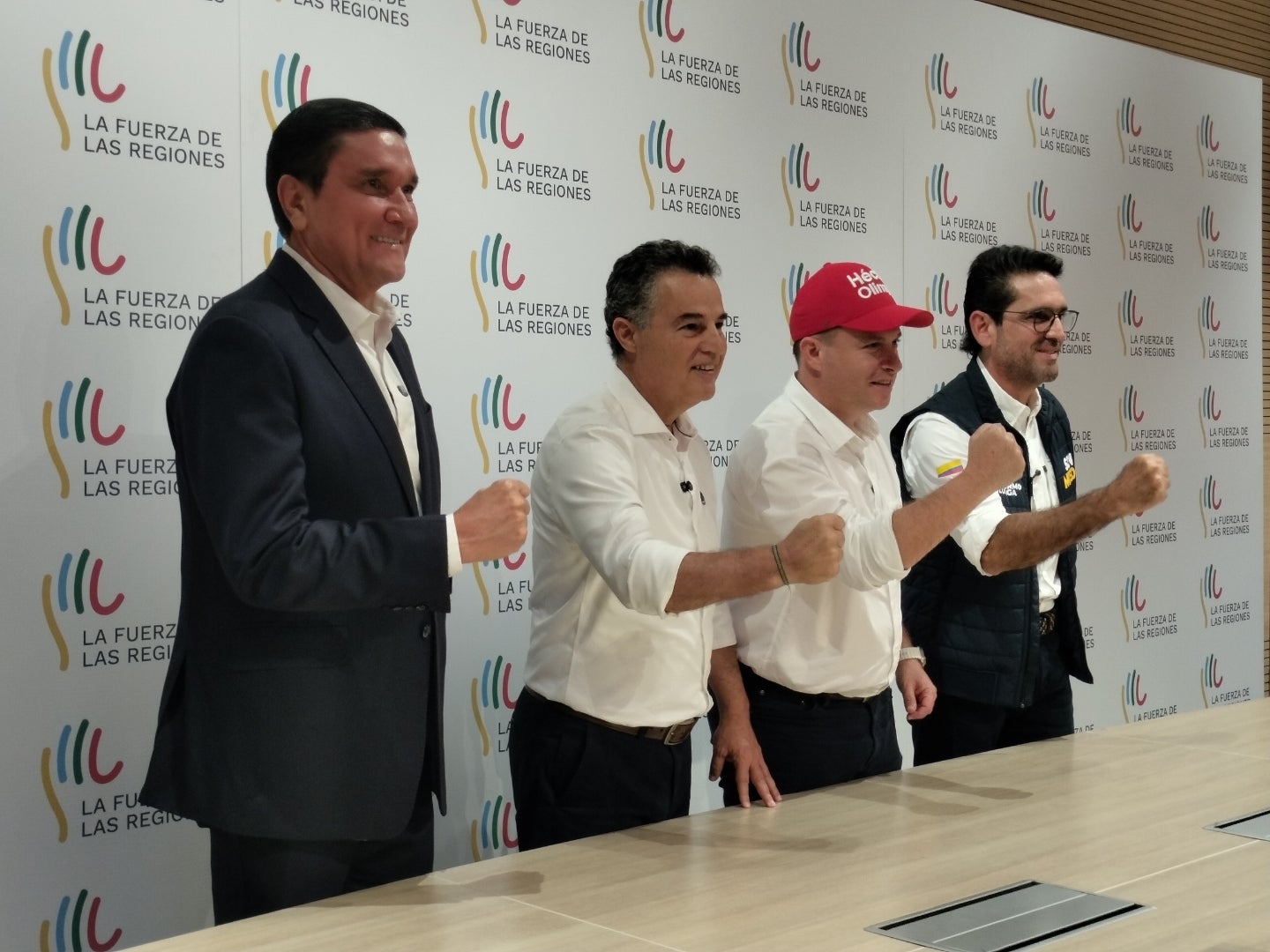 Exgobernadores inscribieron sus comités para pelear por la presidencia en 2026