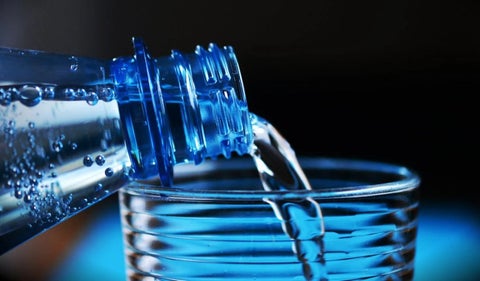 Agua con gas y sus beneficios en la salud