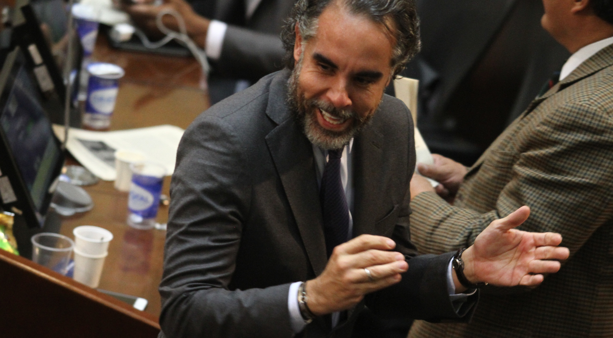 Armando Benedetti y Lina María Garrido protagonizan fuerte agarrón en audiencia de conciliación