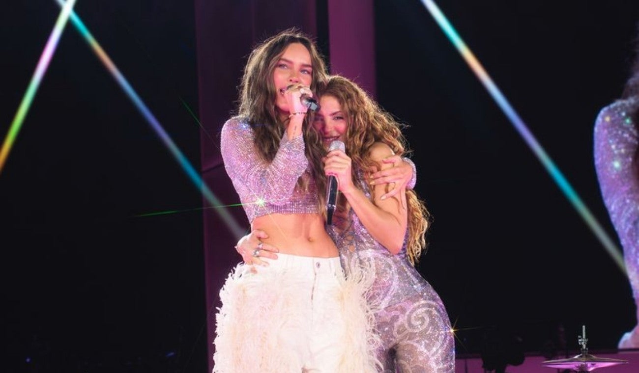 Belinda subió al escenario con Shakira e interpretaron una emblemática canción de la colombiana