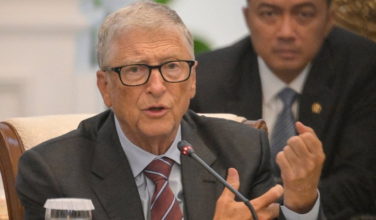 Bill Gates explicó por qué ya no se debería usar celular y cuál sería su reemplazo