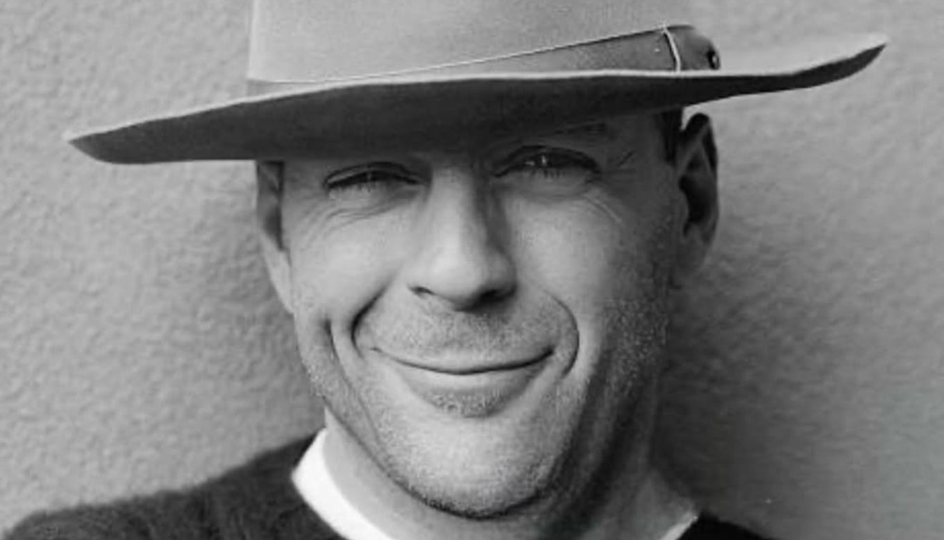 Bruce Willis, ícono del cine de acción, enfrenta desafíos por la afasia. ¿Qué es la afasia y cómo afecta a quienes la padecen?