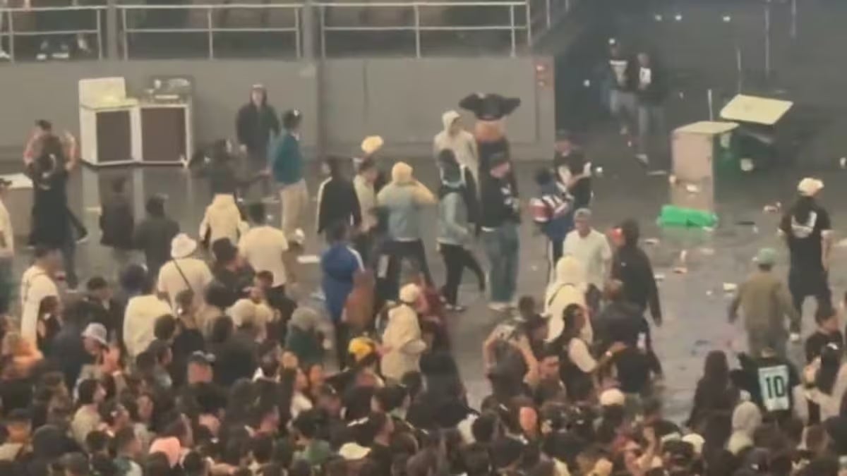 Caos en el Movistar Arena