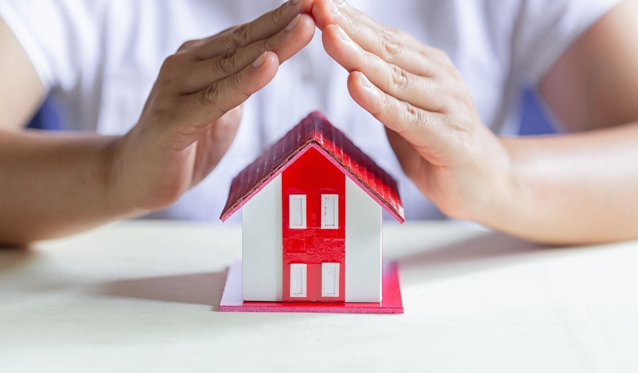 ¿Se puede EMBARGAR una CASA con dos PROPIETARIOS?