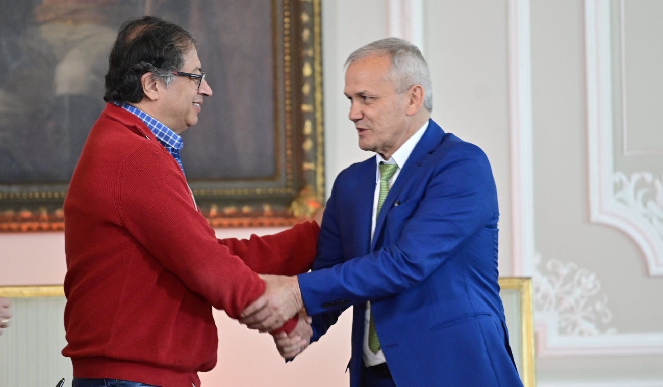 Petro y Carlos Ramón González