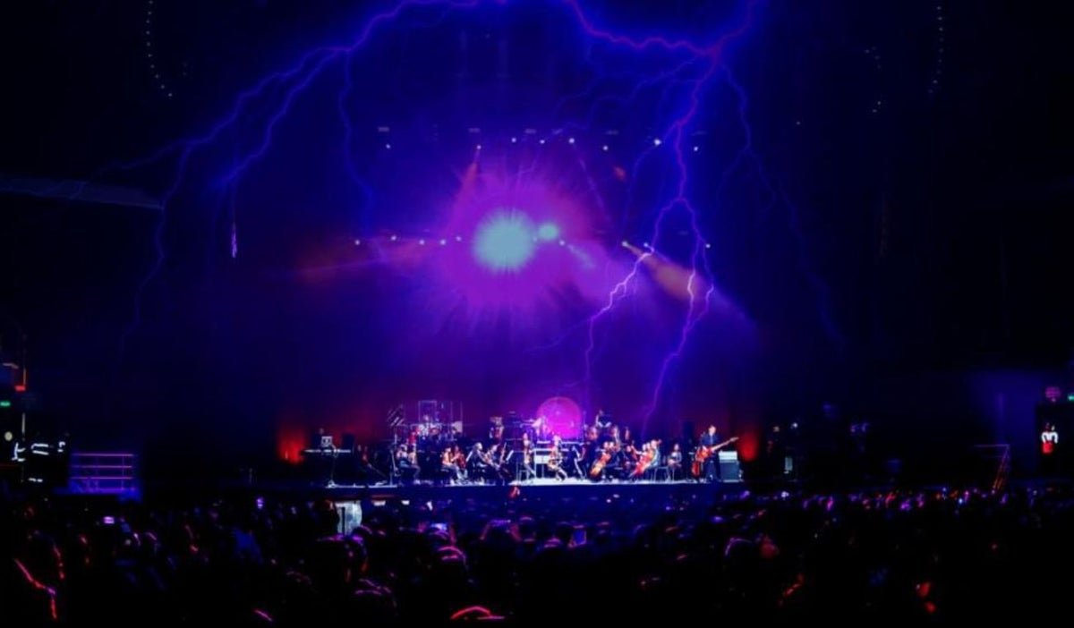 Bogotá celebra sus 487 años con concierto de homenaje de Metallica & Guns N´Roses