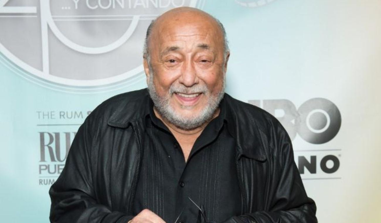 El legendario pianista y compositor salsero Eddie Palmieri fallece a los 88 años. Colegas como Bobby Cruz y La India lamentan su partida y destacan su legado en la música latina