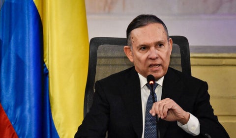 Senador Efraín Cepeda anuncia proyecto de ley para evitar prescripción de feminicidios en Colombia