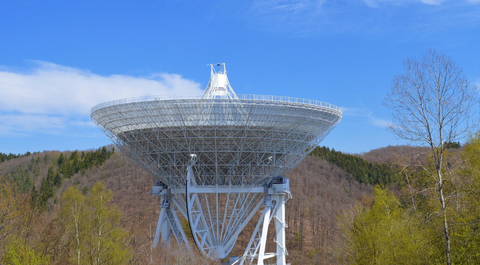 Colombia avanza hacia la radioastronomía con proyecto para construir primer radiotelescopio de baja frecuencia, clave para entender el universo.