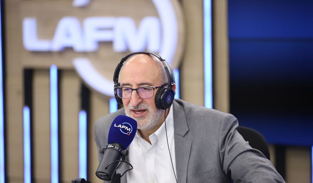 Francisco Barbosa, exfiscal general de la Nación, explica su ubicación en el espectro político y sus propuestas para seguridad y paz en entrevista con La FM