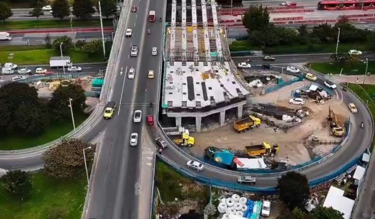El nuevo puente vehicular de la Autopista Norte en Bogotá utiliza bloques de icopor GEOBLOQUE para reducir cargas y mejorar la movilidad
