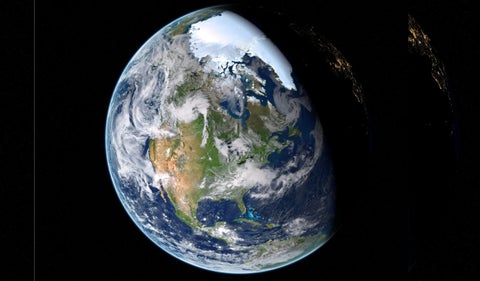 Hoy, 5 de agosto, la Tierra gira más rápido de lo habitual. La rotación del planeta puede variar levemente debido a diversos factores naturales y se mide con precisión utilizando relojes atómicos y satélites especializados