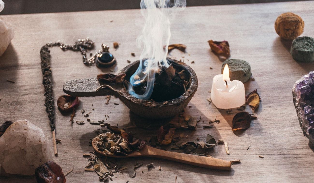 Flérida Parra Ángel, astróloga y guía espiritual, explica en qué consiste la limpieza energética y los beneficios que aporta a la salud y bienestar