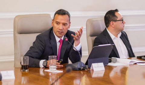Ministro de Defensa Pedro Sánchez