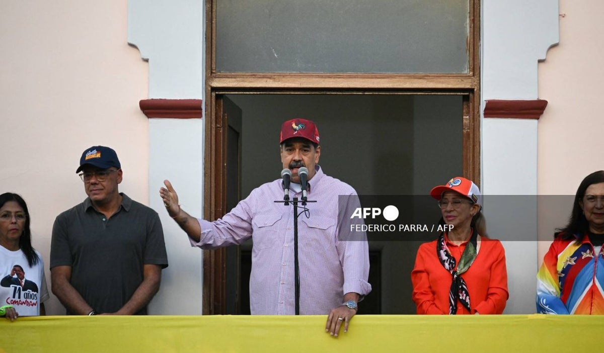 Maduro busca apoyo militar de Colombia en medio de tensiones con EE.UU. y narcotráfico