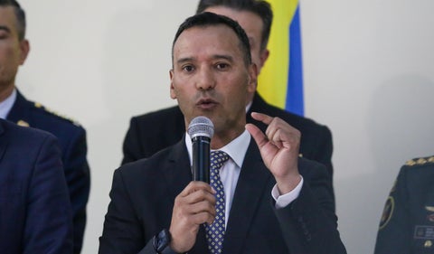 Ministro de Defensa, Pedro Sánchez