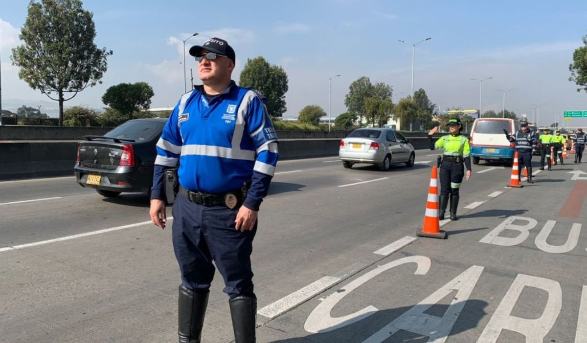 Pico y placa en Bogotá: medidas, horarios y multas en 2025. Descubra cómo funciona el pico y placa y el programa solidario