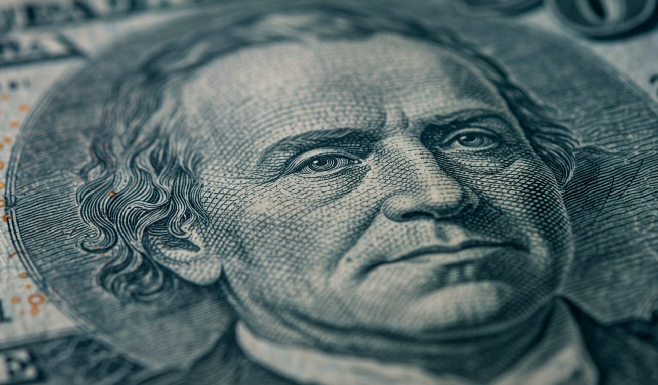 DÓLAR cerró la semana A LA BAJA en Colombia por factores