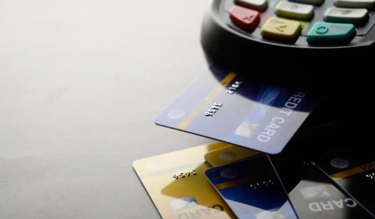 ¿Cómo hacer que tus TARJETAS de CRÉDITO trabajen para ti?