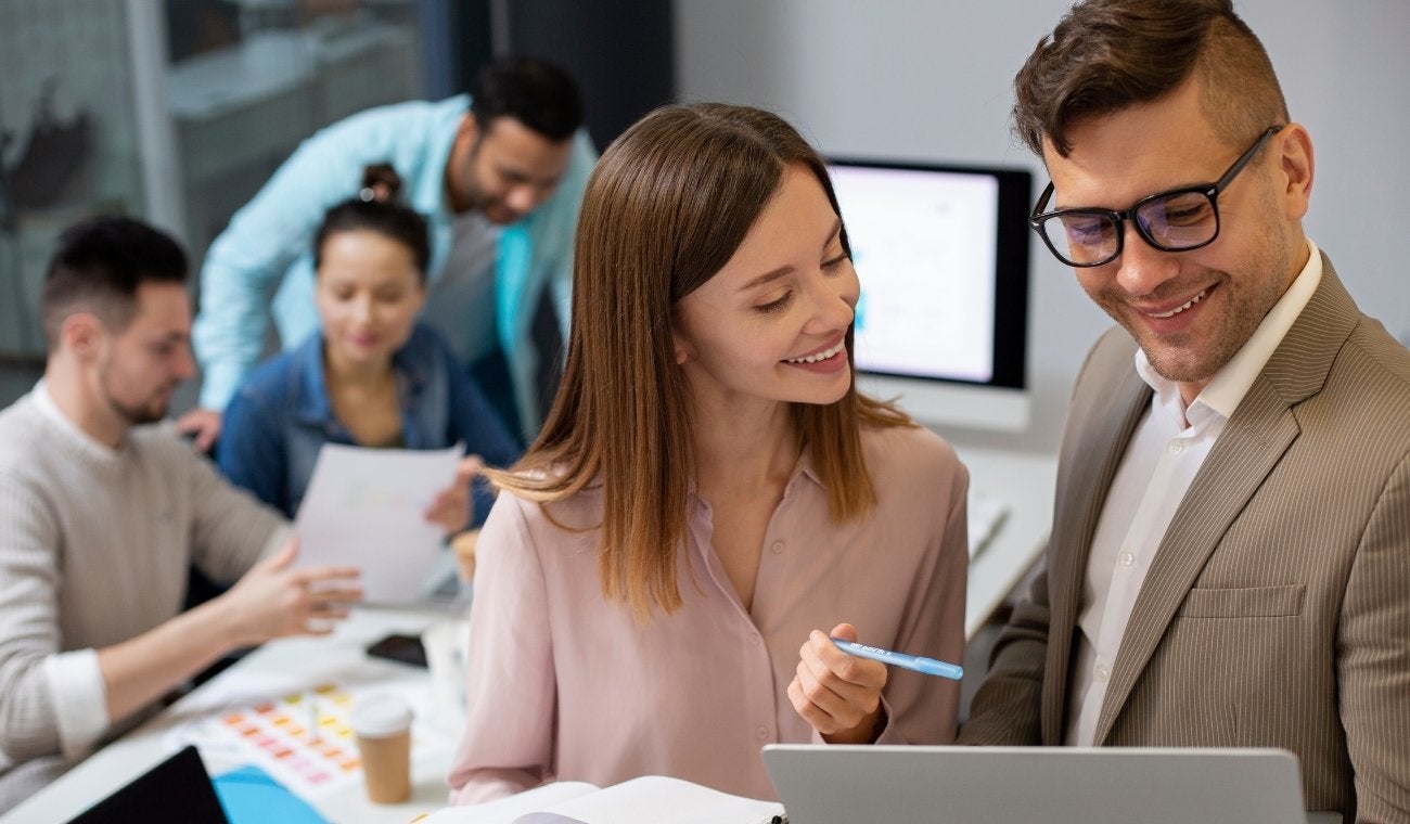 Vacantes directivas en Colombia: salarios altos