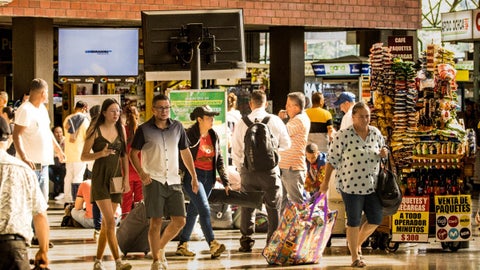 Terminales terrestres de Medellín esperan a más de 200 mil viajeros durante la Feria de las Flores.