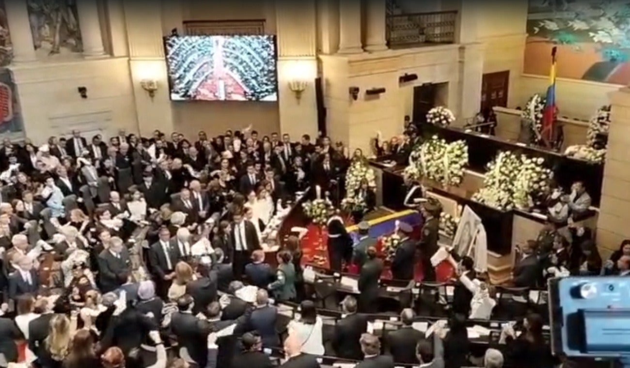 Despedida - Miguel Uribe - Congreso - 2025