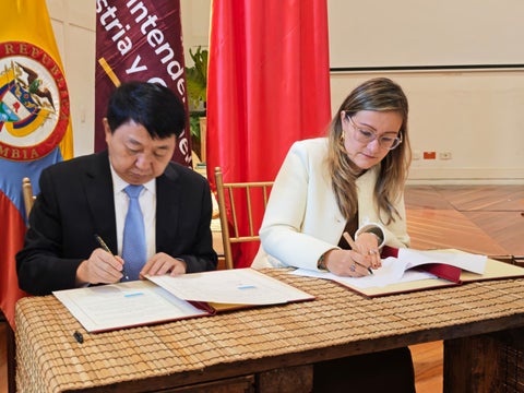 El pasado 14 de mayo, Colombia formalizó su adhesión a la Iniciativa de la Franja y la Ruta bajo el liderazgo del presidente Gustavo Petro
