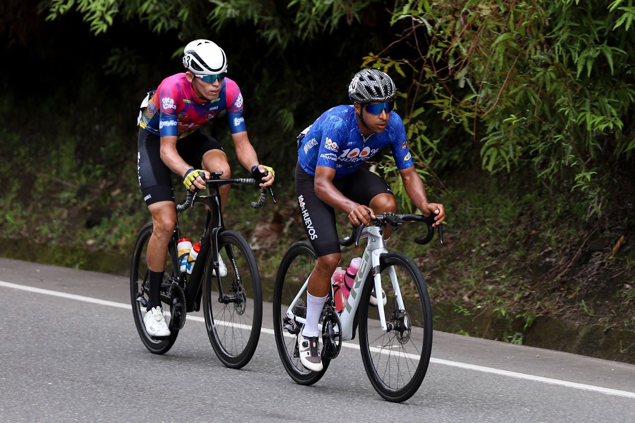 Wilmar Paredes gana la etapa llana del Clásico RCN 2025