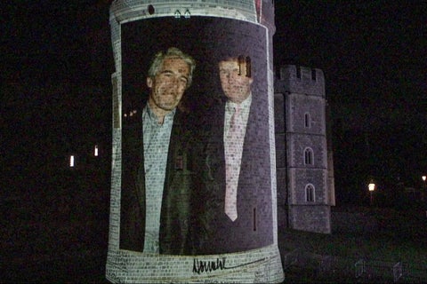 Imágenes de Donald Trump y Jeffrey Epstein en el castillo de Windsor