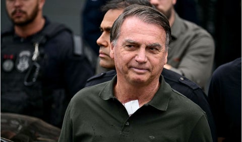 El expresidente brasileño Jair Bolsonaro dado de alta tras internación por problemas de salud