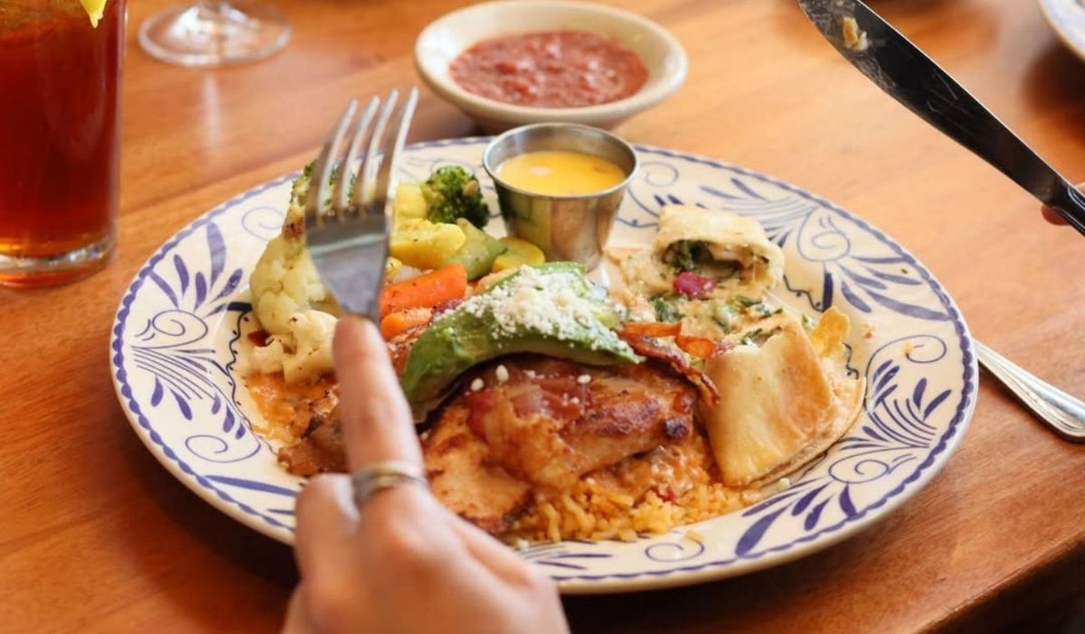 Cadena mexicana anuncia su quiebra y cerrará 24 restaurantes